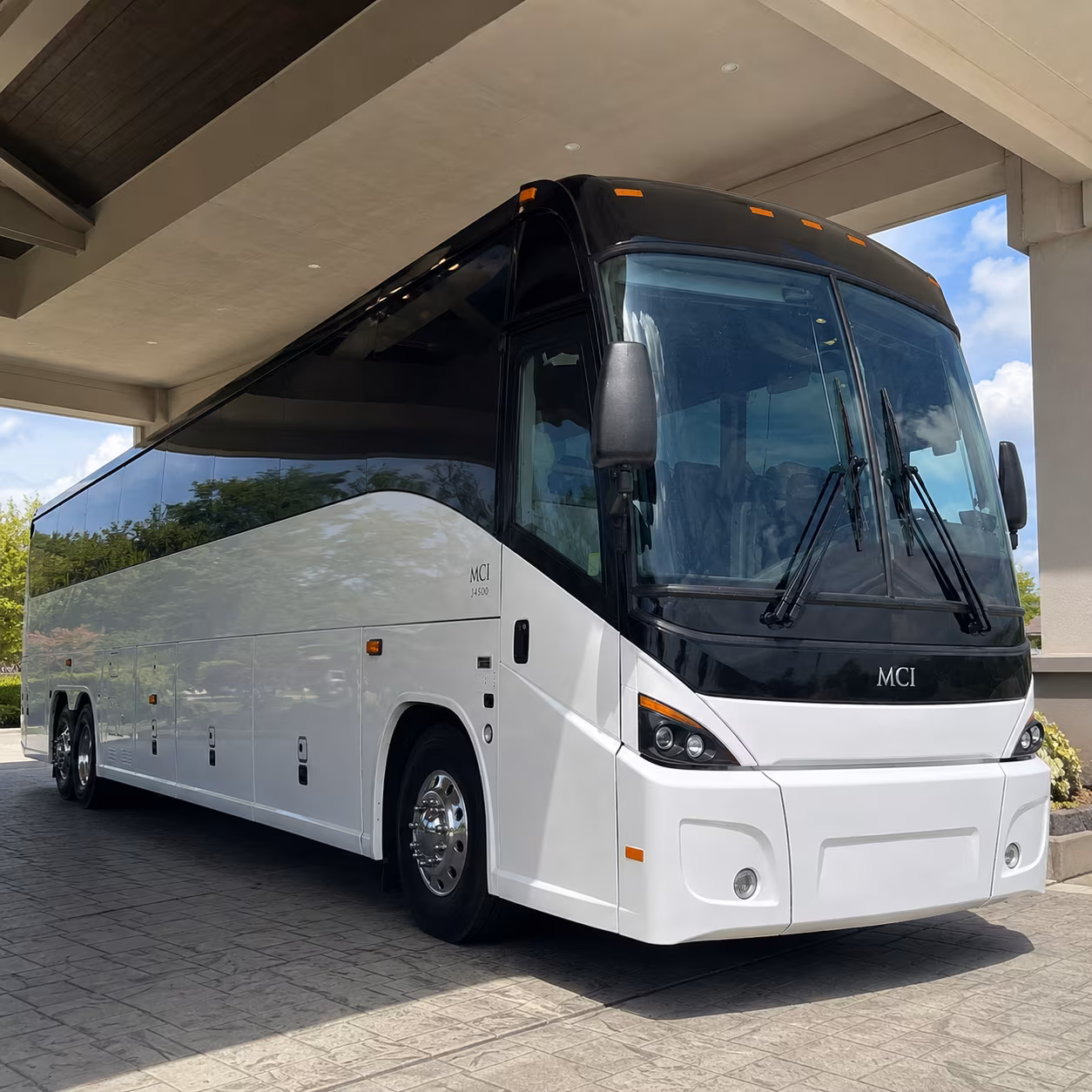 employee shuttle buses to victor valley global medical center and healthcare facilities