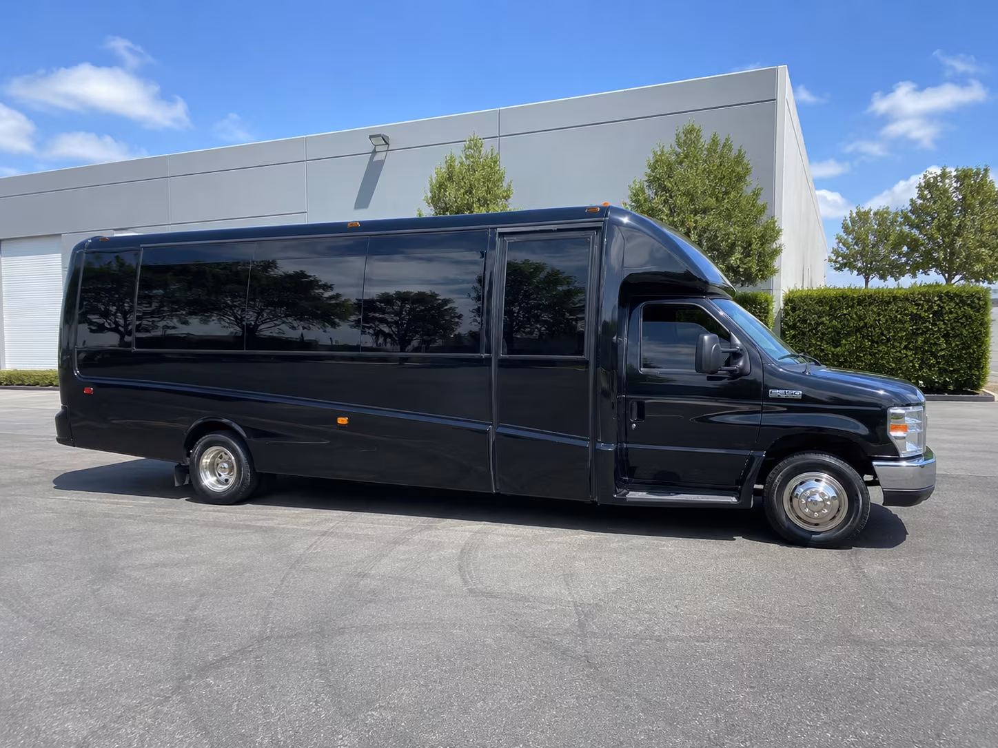 party bus transportation for victorville area proms and